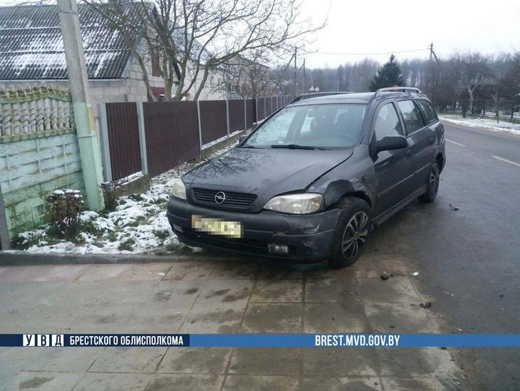 Служебный автомобиль ГАИ попал в ДТП в Березе