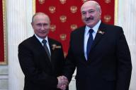 Лукашенко встретился с Путиным в Ржеве:  открыли вместе мемориал советскому солдату