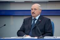 Лукашенко потребовал не отдавать страну разгильдяям