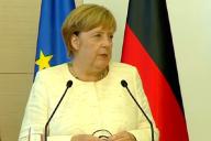 Меркель заявила о самой тяжелой ситуации в экономике за всю историю Германии
