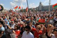 Лукашенко заявил, что в митингах в его поддержку участвует 3 млн человек