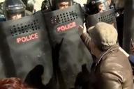 Почти 130 протестующих задержаны на митинге в Ереване