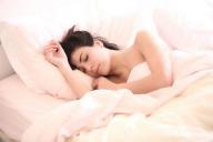 Ученые определили идеальную для долголетия продолжительность сна