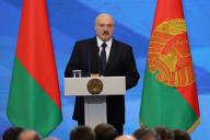 Лукашенко о ситуации с COVID-19: «Уже снижение пошло. Будем надеется, что мы уже вышли на плато»