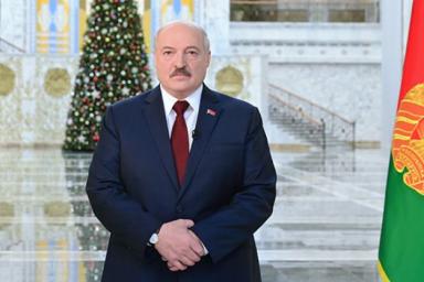 Лукашенко признался, что не переносит алкоголь, но выпить может в двух случаях           