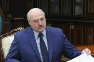 Заслужили: Лукашенко поручил наградить милиционеров за предотвращение терактов в стране