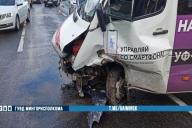 ГАИ показало кадры жуткой аварии с маршруткой в Минске: 6 пострадавших
