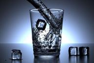 Почему в микроволновку надо ставить стакан с водой: хитрость, о которой вы не знали