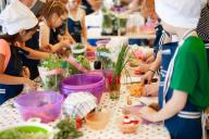 children cooking