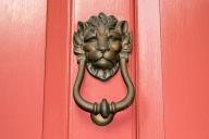 door knocker