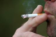 Онкологи: Курение на 40 % снижает шансы выжить при раке кожи