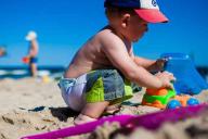 Чем заняться с детьми на пляже: лучшие идеи
